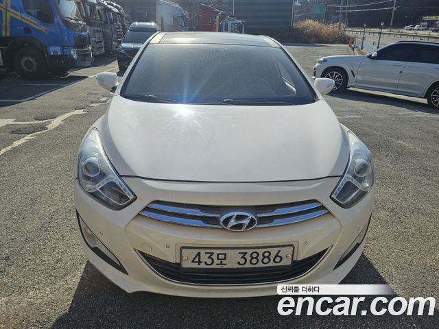 Hyundai i40 Saloon 1.7 VGT Modern 2012 — фото 6