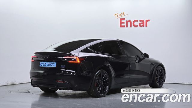 Tesla Model 3 Performance AWD 2024 — фото 2