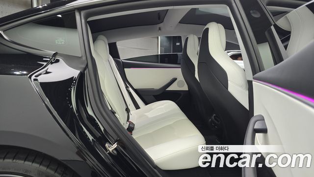 Tesla Model 3 Performance AWD 2024 — фото 11