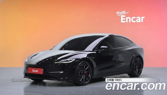 Tesla Model 3 Performance AWD