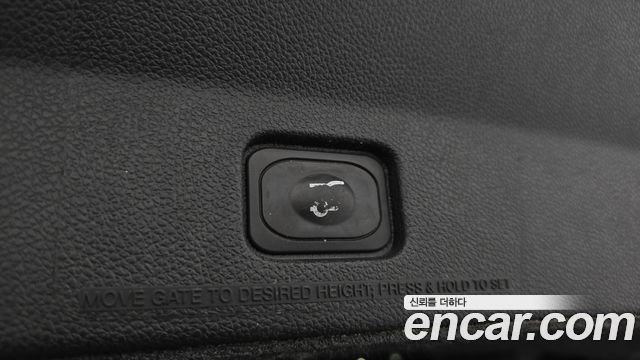 Ford Explorer 2.3 Limited 4WD 5th 2018 — фото 34