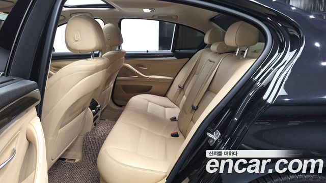 BMW 5 Series (F10) 528i Luxury 2015 — фото 26