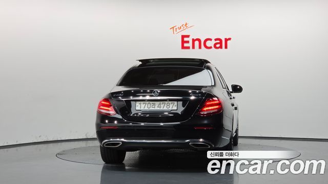 Mercedes-Benz E-Class (W213) E450 4MATIC Exclusive 2020 — фото 4