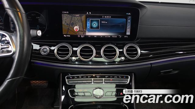 Mercedes-Benz E-Class (W213) E450 4MATIC Exclusive 2020 — фото 12
