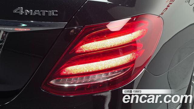 Mercedes-Benz E-Class (W213) E450 4MATIC Exclusive 2020 — фото 23