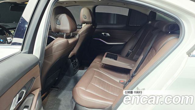 BMW 3 Series (G20) 320d Luxury 2021 — фото 13