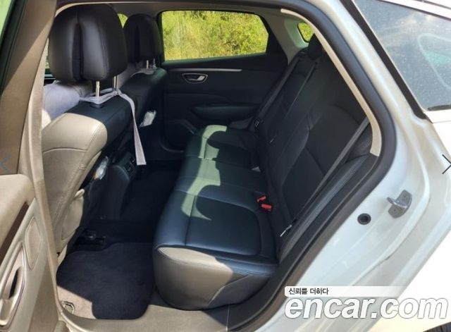 Renault Korea SM6 1.3 TCe Feel 2023 — фото 17