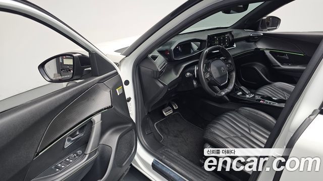Peugeot 2008 (II) 1.5 BlueHDi GT Line 2021 — фото 10
