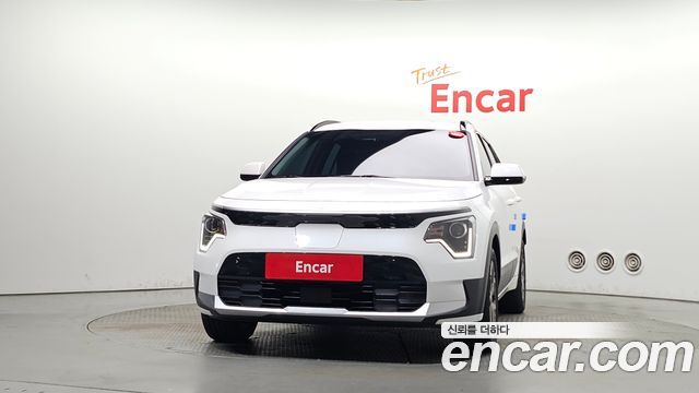 Kia Niro EV Air 2023 — фото 3