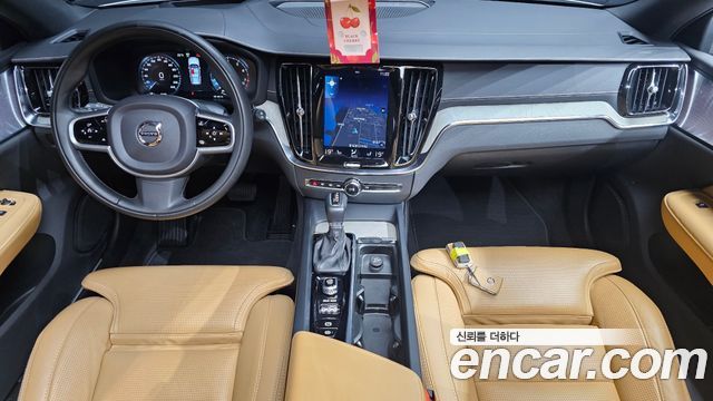Volvo V60 Cross Country (II) T5 Pro AWD 2020 — фото 7