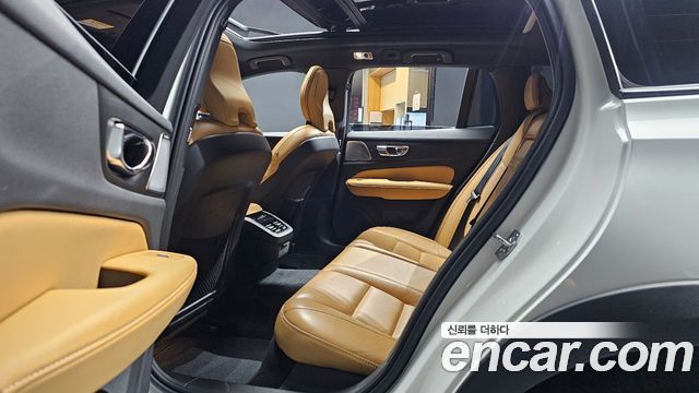 Volvo V60 Cross Country (II) T5 Pro AWD 2020 — фото 12
