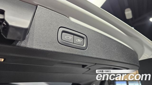Volvo V60 Cross Country (II) T5 Pro AWD 2020 — фото 20