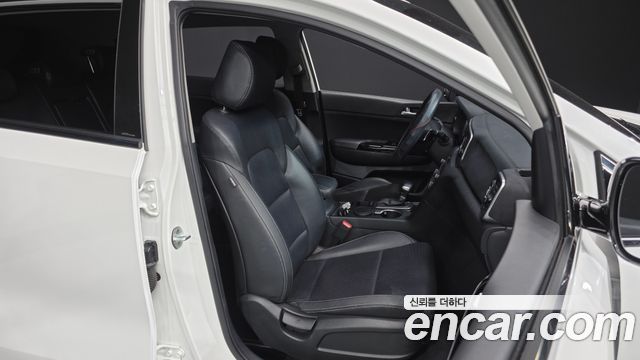 Kia Sportage (IV) Diesel 2WD Prestige 2016 — фото 12