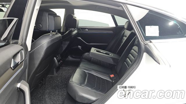 Volkswagen Arteon 2.0 TDI Presige 4Motion 2020 — фото 11