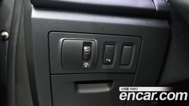 Renault Korea SM7 Nova LPLI 2.0 LPe Disabled 2016 — фото 14