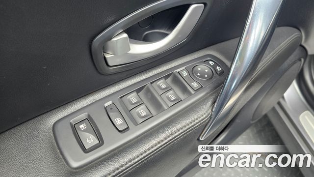 Renault Korea SM7 Nova LPLI 2.0 LPe Disabled 2016 — фото 20