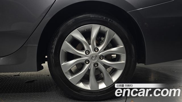 Renault Korea SM7 Nova LPLI 2.0 LPe Disabled 2016 — фото 21