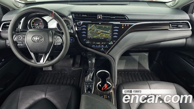 Toyota Camry (XV70) 2.5 XLE Hybrid 2018 — фото 7