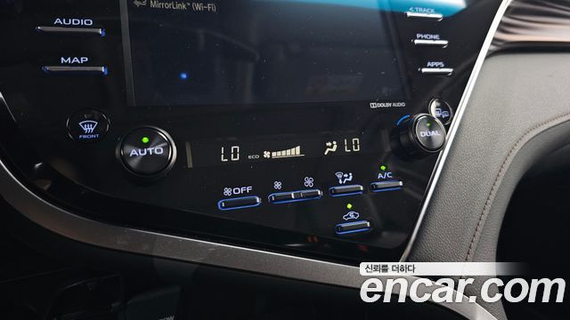 Toyota Camry (XV70) 2.5 XLE Hybrid 2018 — фото 17