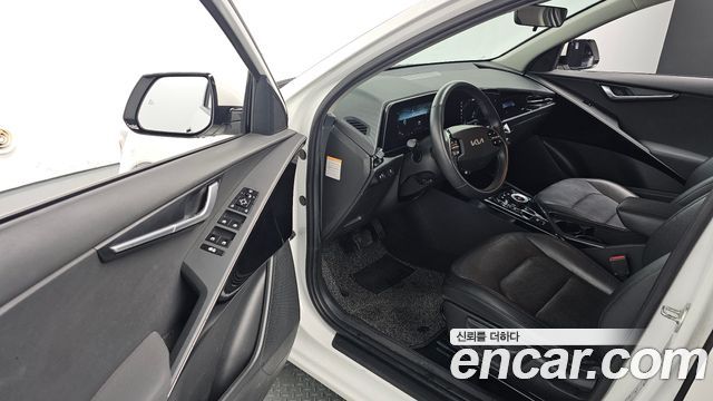Kia Niro EV Air 2023 — фото 10
