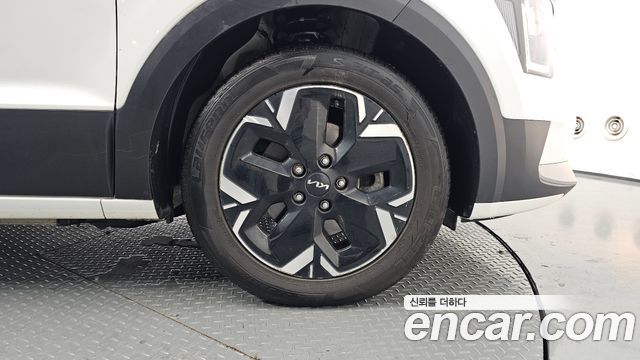 Kia Niro EV Air 2023 — фото 27