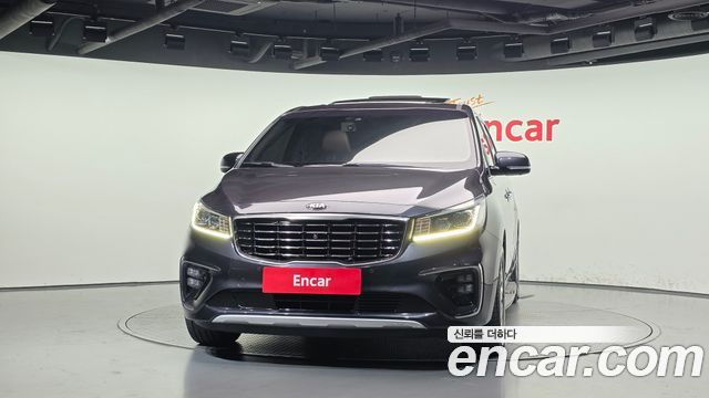 Kia Carnival 9-Seater Noblesse Special 2019 — фото 3