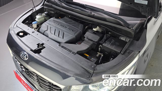 Kia Carnival 9-Seater Noblesse Special 2019 — фото 6