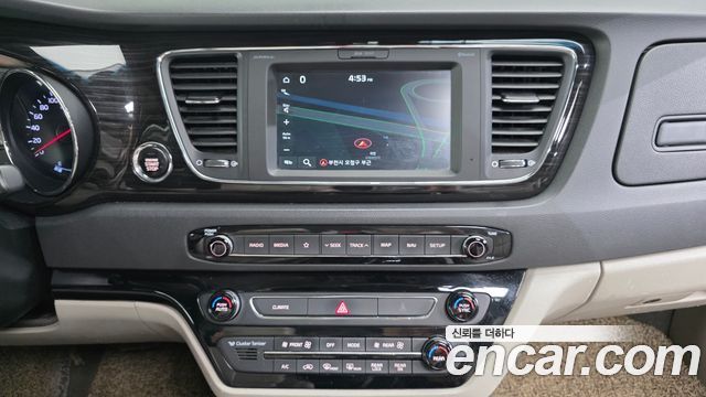 Kia Carnival 9-Seater Noblesse Special 2019 — фото 14