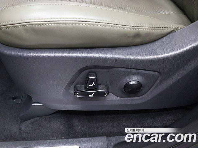 KG Mobility (SsangYong) Rexton Sports Khan Diesel 2.2 4WD Culman Noblesse 2024 — фото 16
