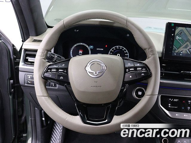 KG Mobility (SsangYong) Rexton Sports Khan Diesel 2.2 4WD Culman Noblesse 2024 — фото 19