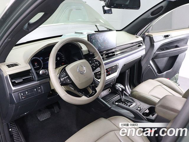 KG Mobility (SsangYong) Rexton Sports Khan Diesel 2.2 4WD Culman Noblesse 2024 — фото 21