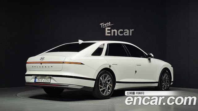 Hyundai Grandeur Hybrid (GN7) Exclusive 2023 — фото 2