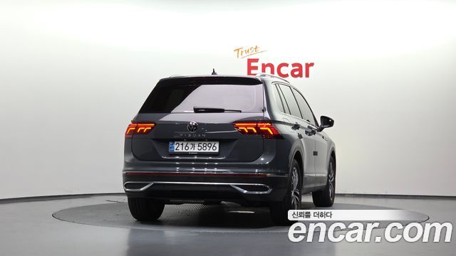 Volkswagen Tiguan (II) 2.0 TDI Prestige 2024 — фото 4
