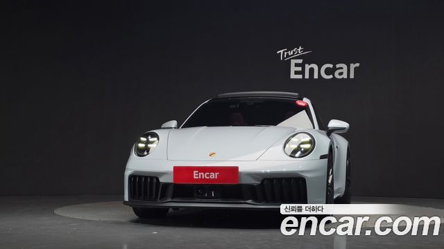 Porsche 911 (992) Carrera 4 GTS 2025 — фото 3