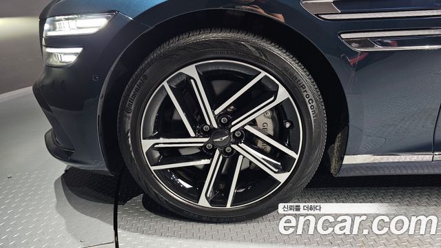 Genesis G80 (RG3) Gasoline 2.5 Turbo AWD 2025 — фото 5