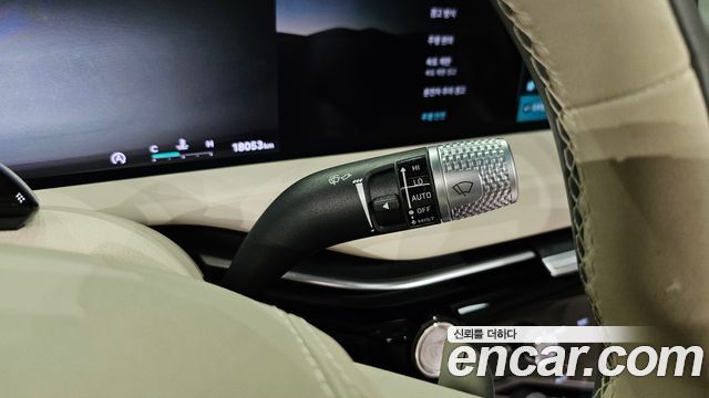 Genesis G80 (RG3) Gasoline 2.5 Turbo AWD 2025 — фото 16