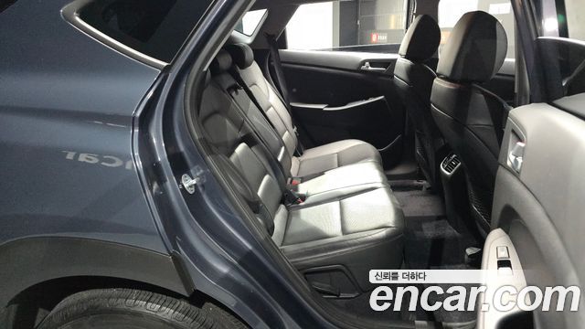 Hyundai Tucson Diesel 2.0 2WD Modern 2019 — фото 11