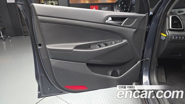 Hyundai Tucson Diesel 2.0 2WD Modern 2019 — фото 24
