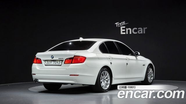 BMW 5 Series (F10) 528i 2012 — фото 2