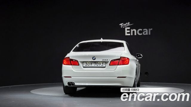 BMW 5 Series (F10) 528i 2012 — фото 4