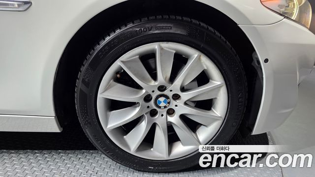 BMW 5 Series (F10) 528i 2012 — фото 5