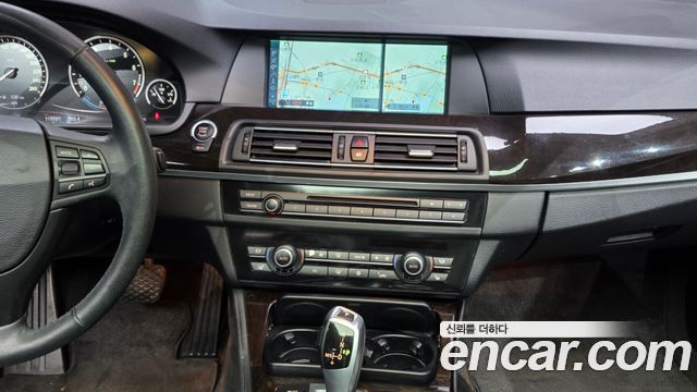 BMW 5 Series (F10) 528i 2012 — фото 14