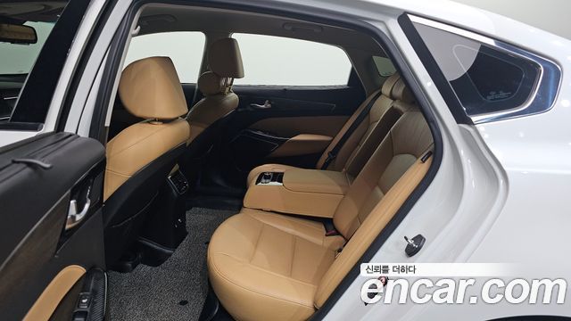 Kia K7 Premier 2.5 GDI Noblesse 2020 — фото 11