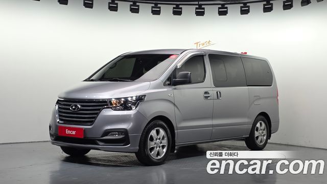 Hyundai Grand Starex Urban 9-Seater Premium