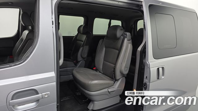 Hyundai Grand Starex Urban 9-Seater Premium 2019 — фото 11