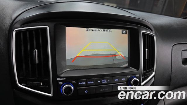 Hyundai Grand Starex Urban 9-Seater Premium 2019 — фото 16