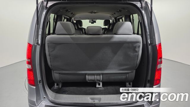 Hyundai Grand Starex Urban 9-Seater Premium 2019 — фото 19