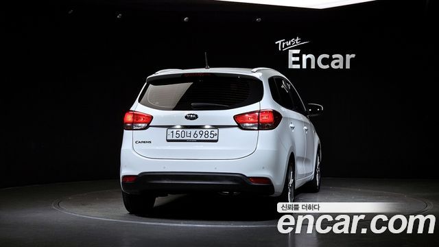 Kia Carens 2.0 LPi Prestige 2015 — фото 4