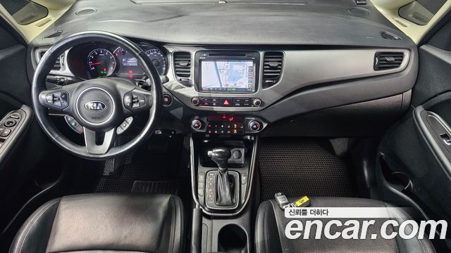 Kia Carens 2.0 LPi Prestige 2015 — фото 7