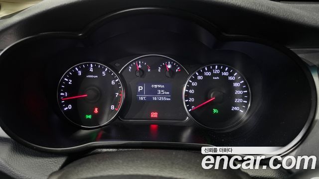 Kia Carens 2.0 LPi Prestige 2015 — фото 8